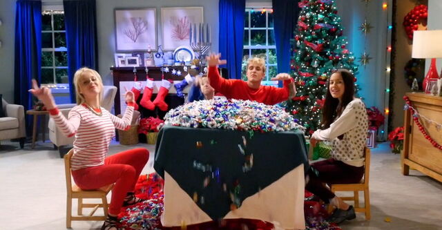 File:Kids Table; Low-Rider Hydraulics.jpg