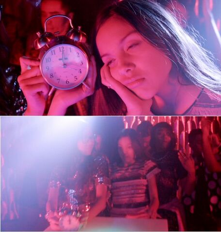 File:Frankie's Alarm Clock vs Paige.jpg