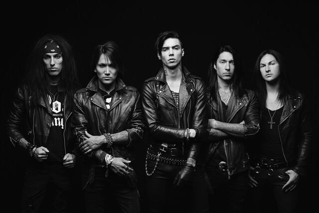 File:PHOTO-BVB-Publicity-1-Jonathan-Weiner.jpg