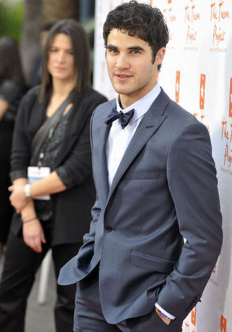File:Darren Criss Blue Suit.jpg