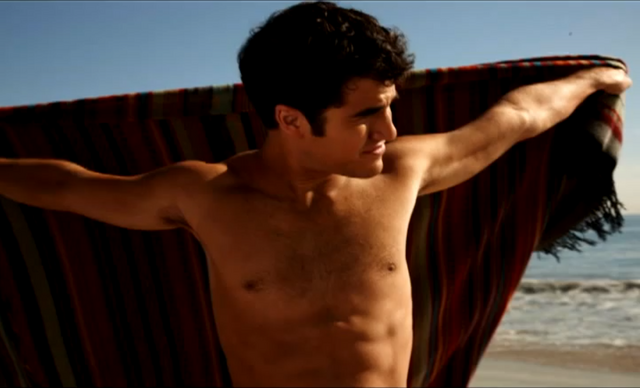 File:DarrenSexy29.png
