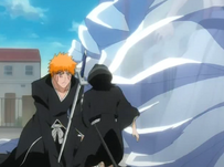 Rukia helps Ichigo