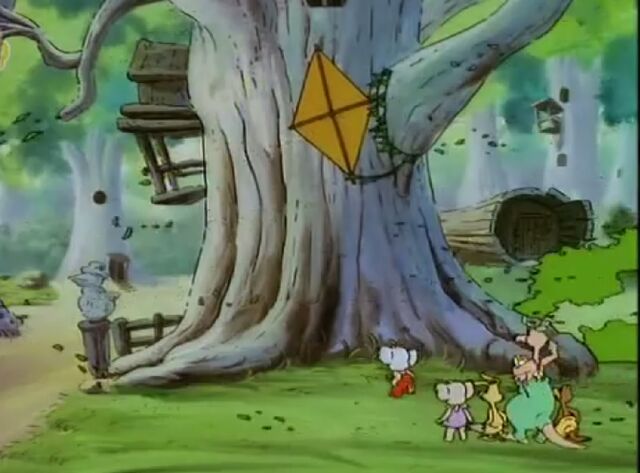 File:Blinky Bill House of Guest kite on tree.jpg