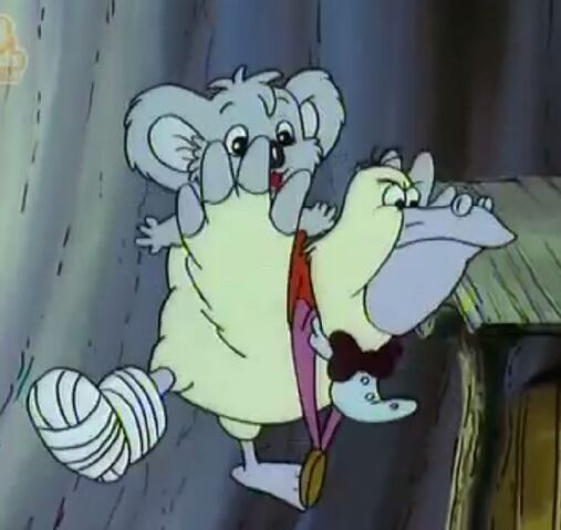 File:Mayor Pelican fly.jpg