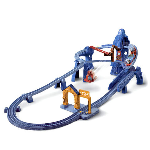 File:TrackMasterRiskyRailsBridgeDrop.jpg