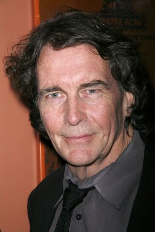 File:Lee Godart.jpg
