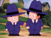 Krilin i Goku vestit.png