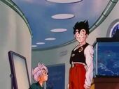 Gohan i Trunks a Corporació Càpsula.jpg