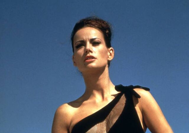 Datei:Claudine Auger1.jpg