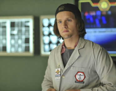 Bones-finn-702.jpg