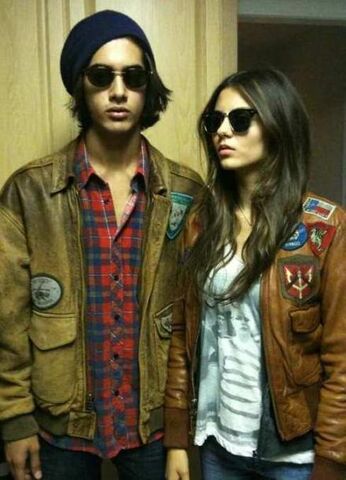 File:Vic-Avan-Personal-avan-and-victoria-17453112-440-610.jpg