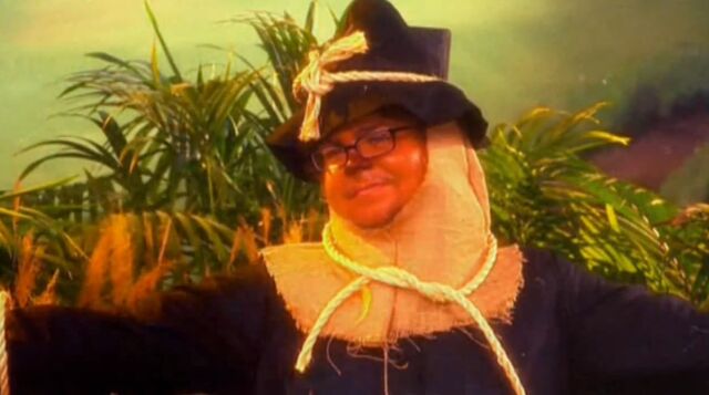 File:Scarecrow.jpg