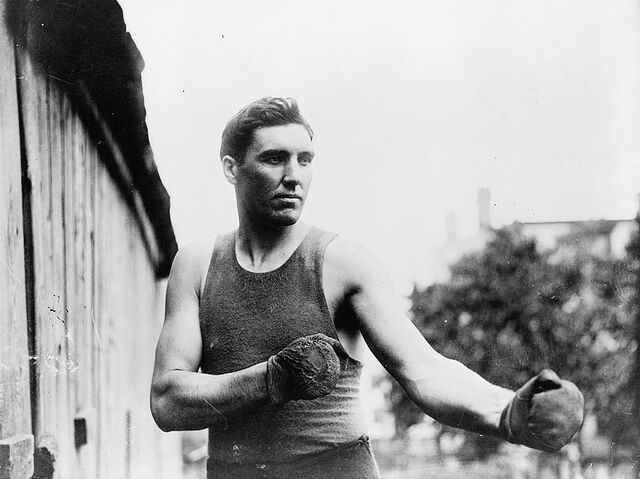 File:800px-Jess Willard 1915.jpg