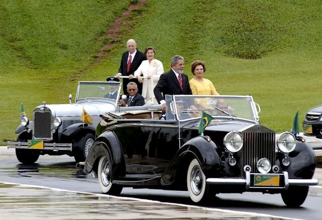 Arquivo:Cortejo da posse.jpg