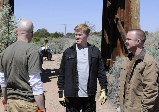File:Episode-5-crew-boy.jpg