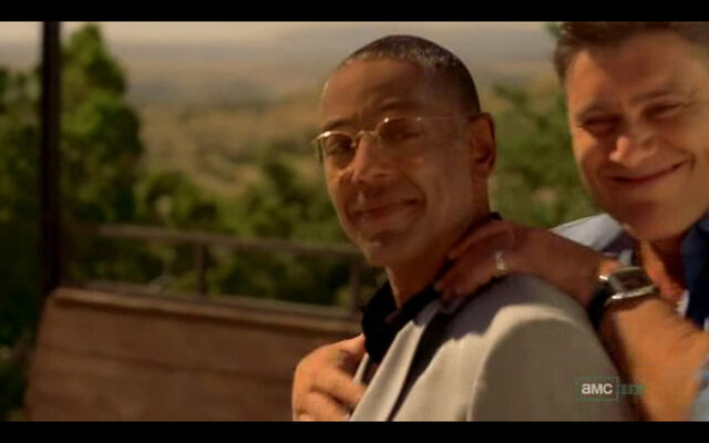 File:Gustavo's smile.jpg