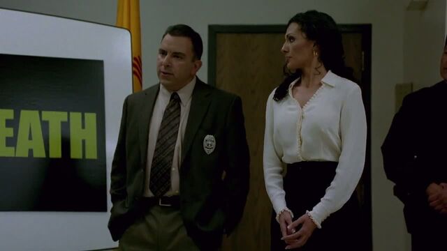 File:1x07 - DEA talk.jpg