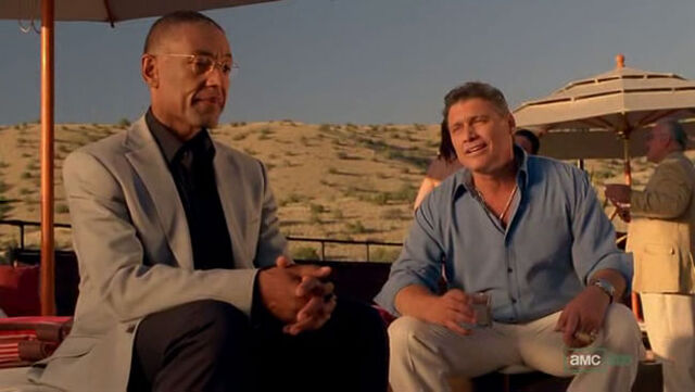 File:Breaking-bad-salud.jpg
