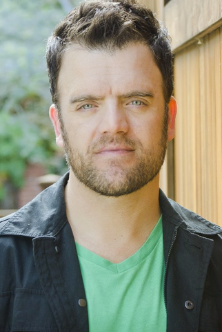 File:Kevin Weisman.png