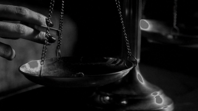 Archivo:S2x03 - Apertura.png