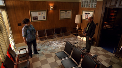 4x13 - Face Off 3.png