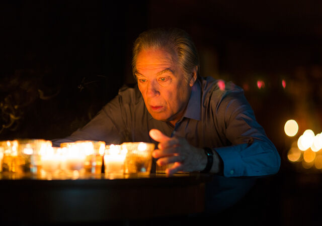 File:Better-call-saul-episode-305-chuck-mckean-935.jpg