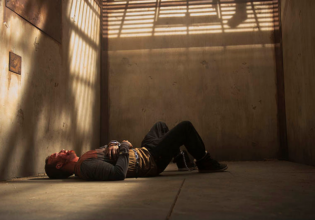 File:Bb-ozymandias5x14-photo2.png