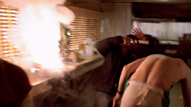 Archivo:1x01 - Pilot 209.png