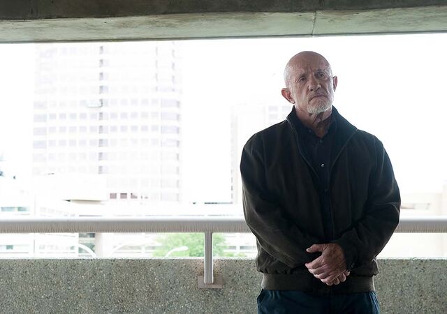 File:Better-call-saul-episode-201-mike-banks-small-935.jpg