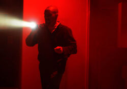 3x10 - Fly PROMO 6.jpg