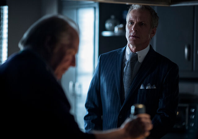 File:Better-call-saul-episode-309-chuck-mckean-935.jpg