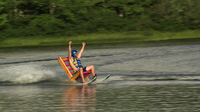 File:Chairski9.jpg