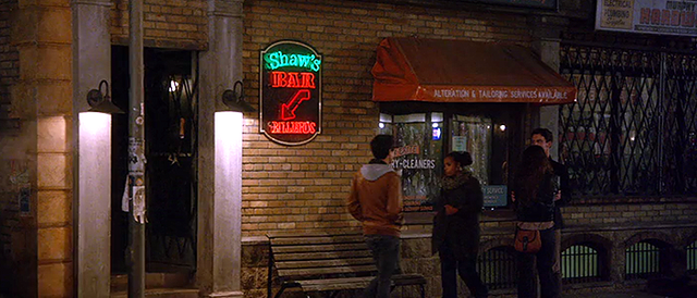 File:Shaws.png