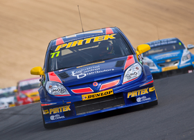 AJ Vectra 2011