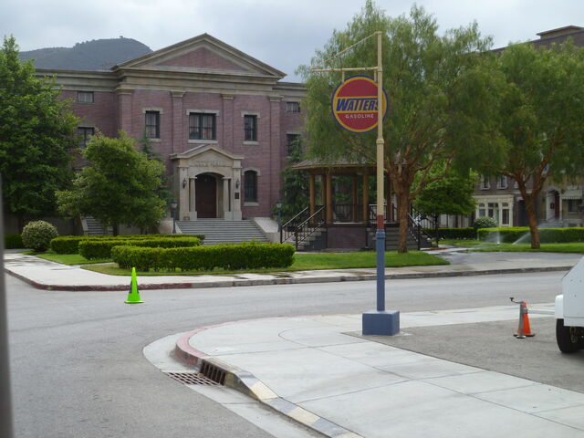 File:2013-04-15 11.18.39.jpg