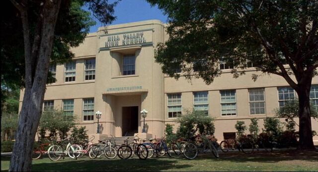 File:Hill valley high school.jpg