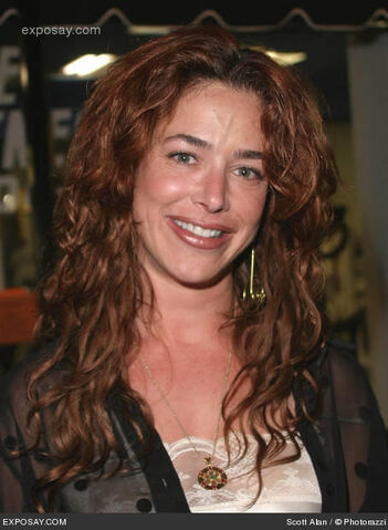 File:Claudia-wells-aura-nightclub-grand-opening-arrivals-0y3e3j.jpg