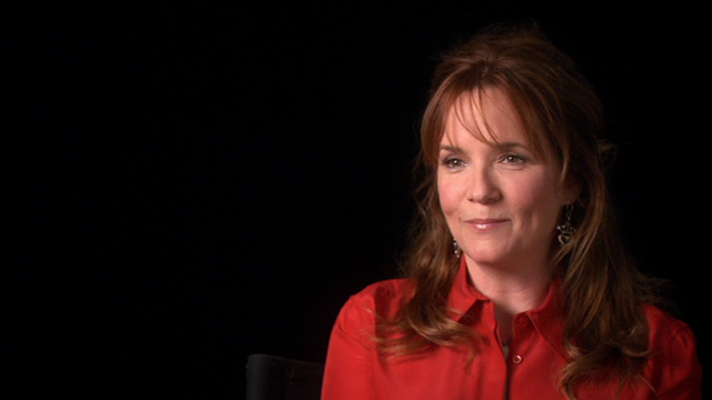 File:Lea Thompson 2010.png