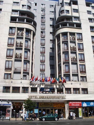 Fișier:Hotel Ambasador.jpg