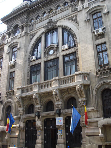 Fișier:Palatul Vama Postei.jpg
