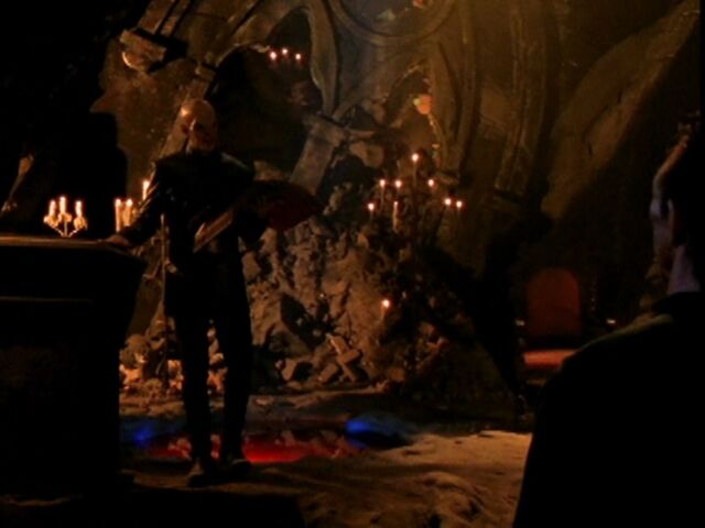 File:Church 1x05.jpg