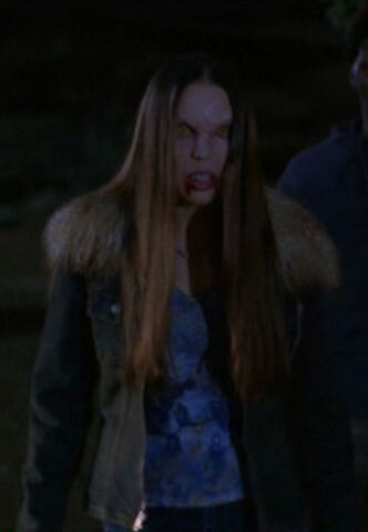 File:Vampi Maria.jpg