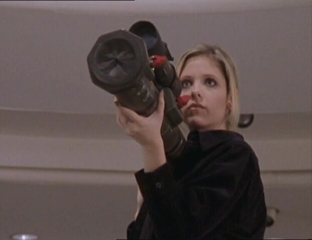 Archivo:BuffyLanzacohetes.jpg
