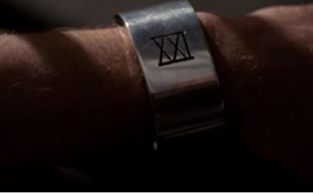 File:Bracelet.jpg