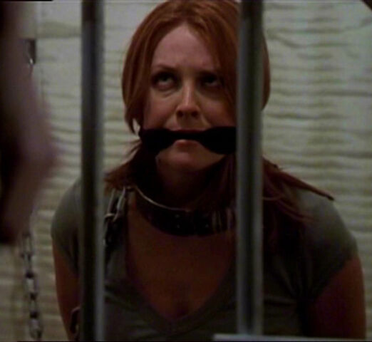 File:Justine cage.jpg