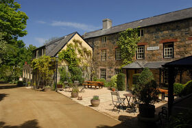 Dixcart hotel