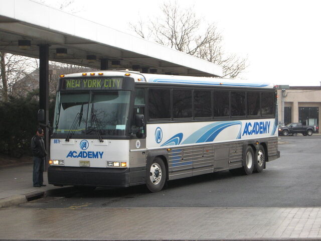 File:Academy MCI D4000 8871.jpg