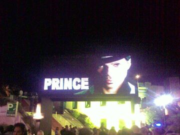 2010 cannes exterieur.jpg