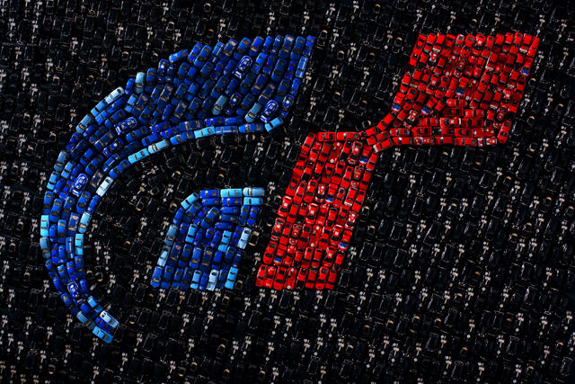 File:Gt5-logo-made-out-of-cars.jpg