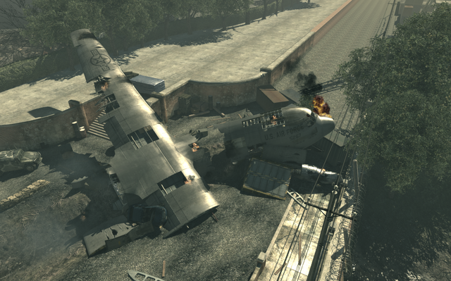 File:Downed C-130 Goalpost MW3.png